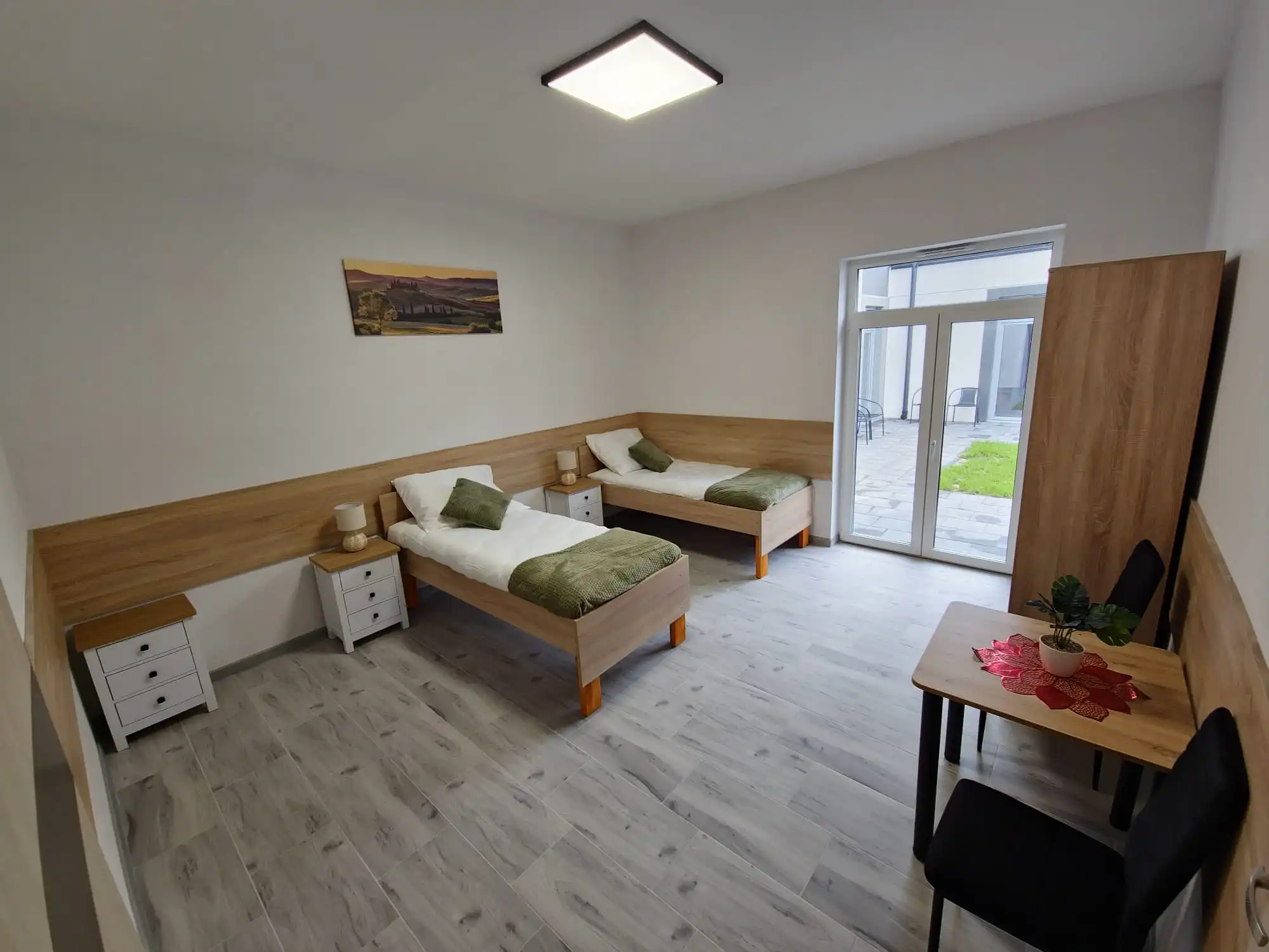 Pokój 2-osobowy z dostępem do ogrodu